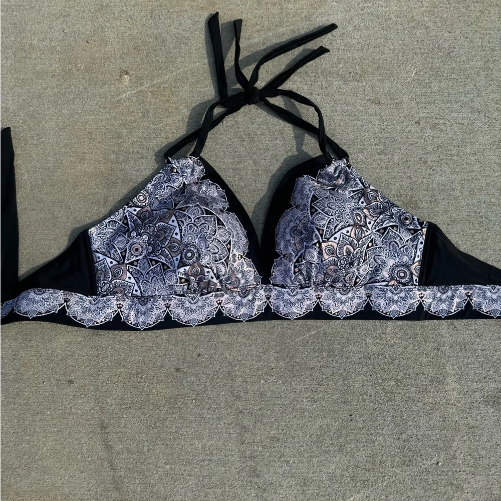Swimsuits For‎ All Black/White/Rose Gold Avenger Halter Swim Top size 24